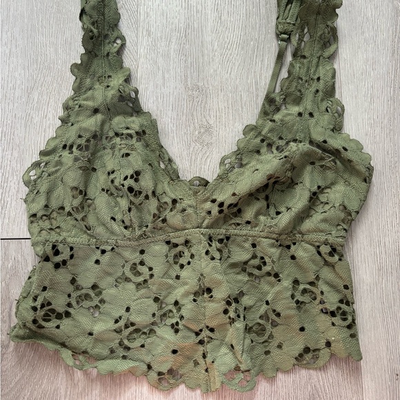 Aerie Green Top - Picture 1 of 3